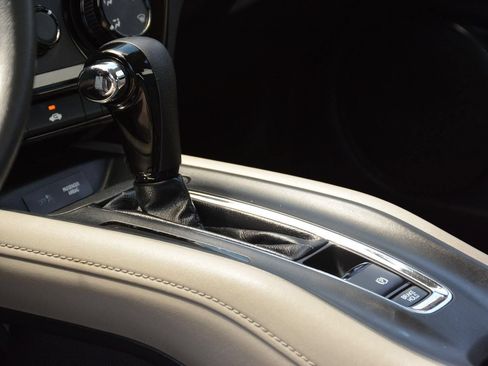 Used 2018 Honda HR-V LX image 12