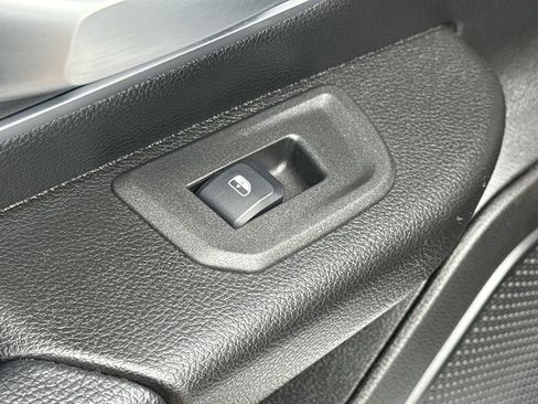 Used 2025 RAM 1500 Big Horn AWD/4WD image 31