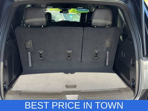 Used 2023 Chevrolet Tahoe LT RWD image 13