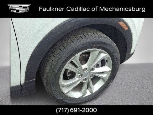 Used 2023 Buick Encore GX Preferred w/ Cold Weather Comfort Package AWD/4WD image 9