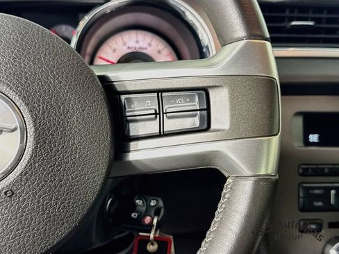 Used 2010 Ford Mustang GT RWD image 14