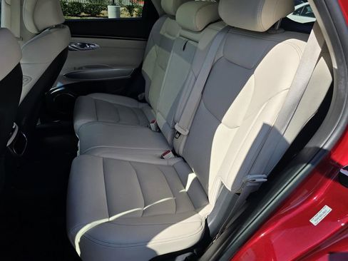 Used 2023 Genesis GV70 2.5T w/ Select Package image 22