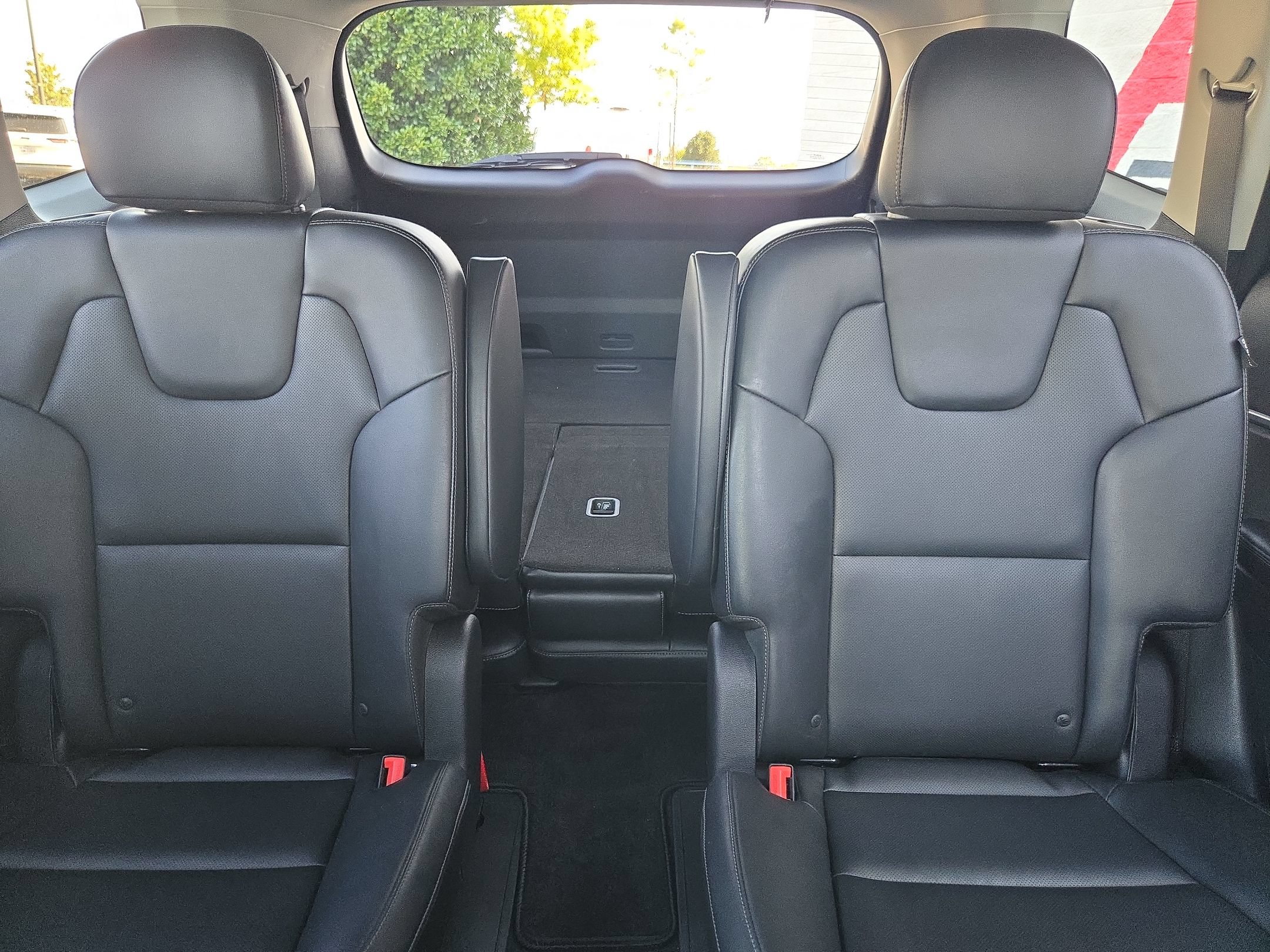 Used 2025 Kia Telluride S FWD image 13