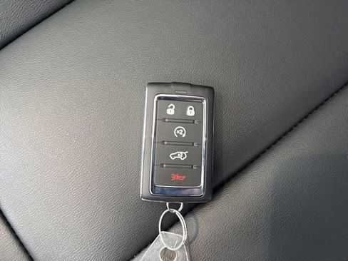 New 2025 Jeep Grand Cherokee Limited image 32