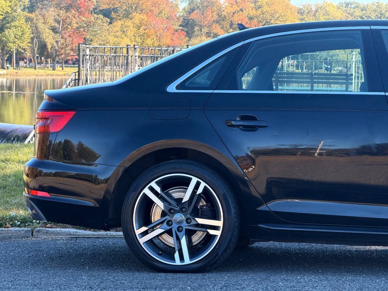 Used 2017 Audi A4 2.0T Premium Plus w/ Premium Plus Package AWD/4WD image 23
