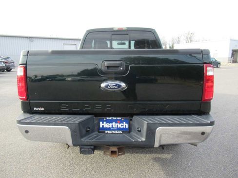 Used 2015 Ford F250 Lariat w/ Chrome Package image 6