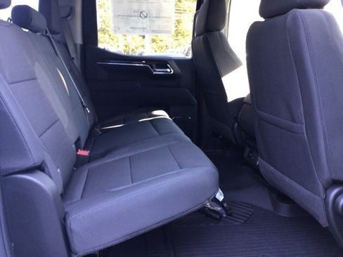 New 2026 Chevrolet Silverado 1500 LT image 18