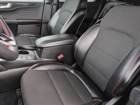 Used 2025 Ford Escape ST-Line image 15