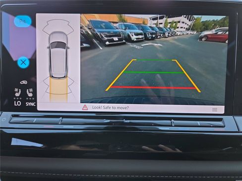 New 2026 Volkswagen Atlas SEL AWD/4WD image 21