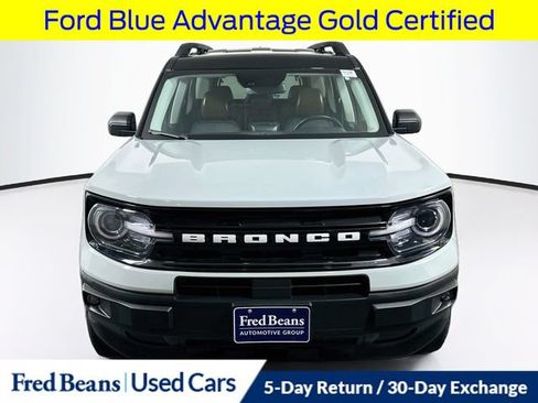Used 2023 Ford Bronco Sport Outer Banks w/ Tech Package AWD/4WD image 2