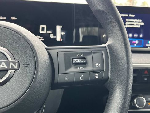 New 2026 Nissan Kicks S image 24