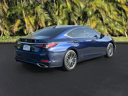 Used 2023 Lexus ES 350 w/ Premium Package FWD image 5