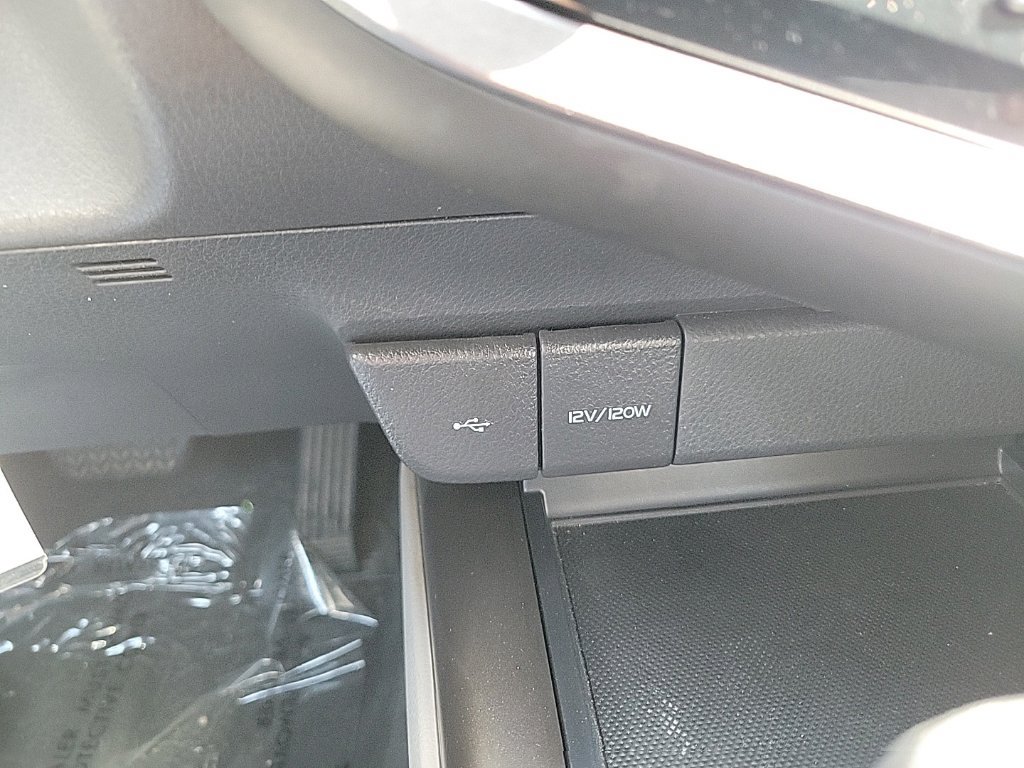 Used 2023 Toyota Camry SE FWD image 14