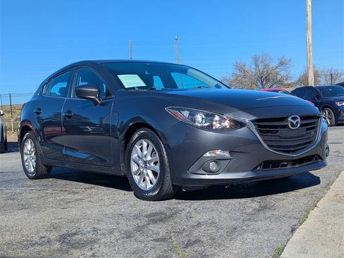 Used 2016 MAZDA MAZDA3 i Touring w/ Popular Equipment Package image 3