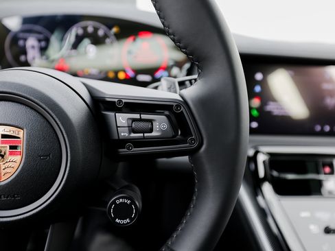 New 2026 Porsche Panamera 4 image 20