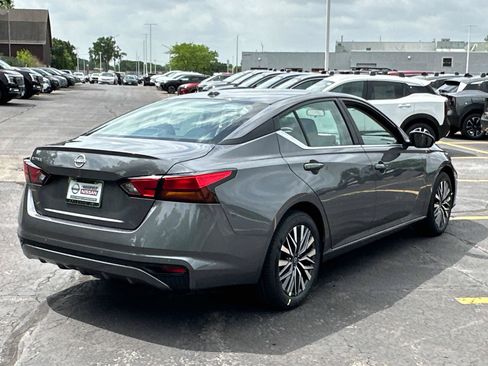 New 2026 Nissan Altima 2.5 SV FWD image 4
