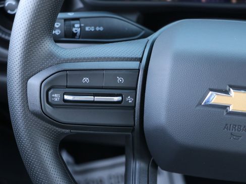 New 2026 Chevrolet Colorado W/T image 18