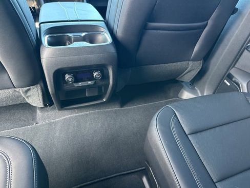 New 2026 Chevrolet Traverse LT w/ Enhanced Driving Package image 47