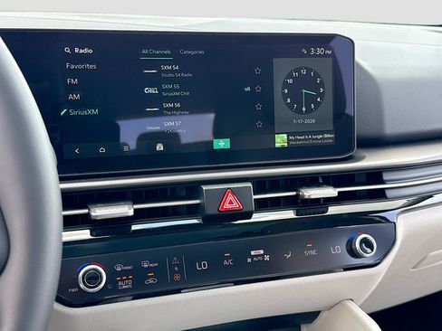 New 2026 Kia Sportage EX AWD/4WD image 9