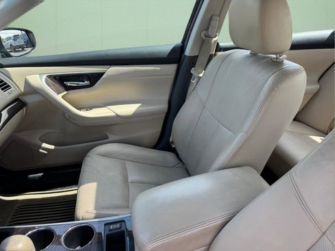Used 2015 Nissan Altima 3.5 SL image 8