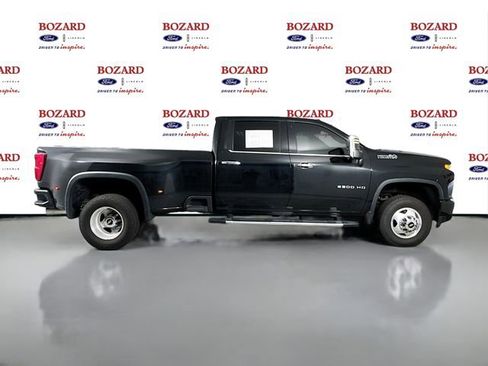 Used 2022 Chevrolet Silverado 3500 High Country image 9