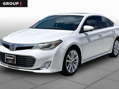 Used 2013 Toyota Avalon Limited w/ Technology Pkg