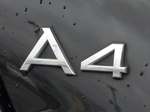 Used 2023 Audi A4 2.0T Premium w/ Convenience Package AWD/4WD image 29