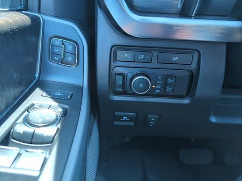 Used 2024 Ford F250 Lariat w/ Sport Appearance Package AWD/4WD image 23