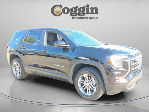 Used 2025 GMC Terrain Elevation image 8