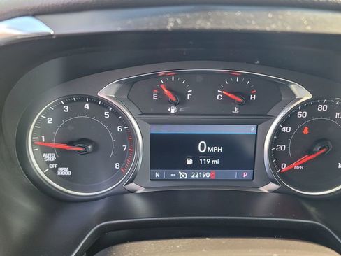 Used 2025 Chevrolet Blazer LT AWD/4WD image 9