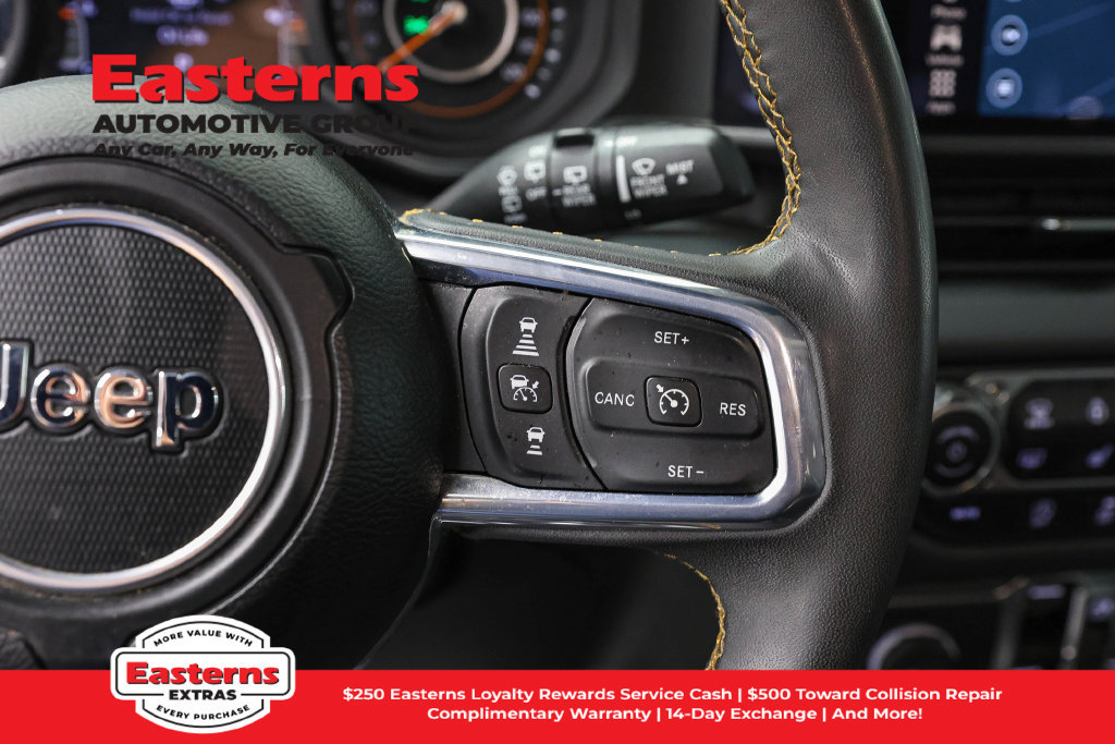 Used 2024 Jeep Wrangler Unlimited Sahara w/ Dual Top Group AWD/4WD image 17