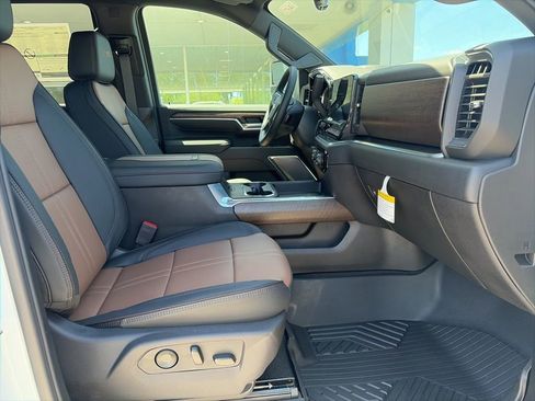 New 2026 Chevrolet Silverado 3500 High Country w/ High Country Premium Package AWD/4WD image 14