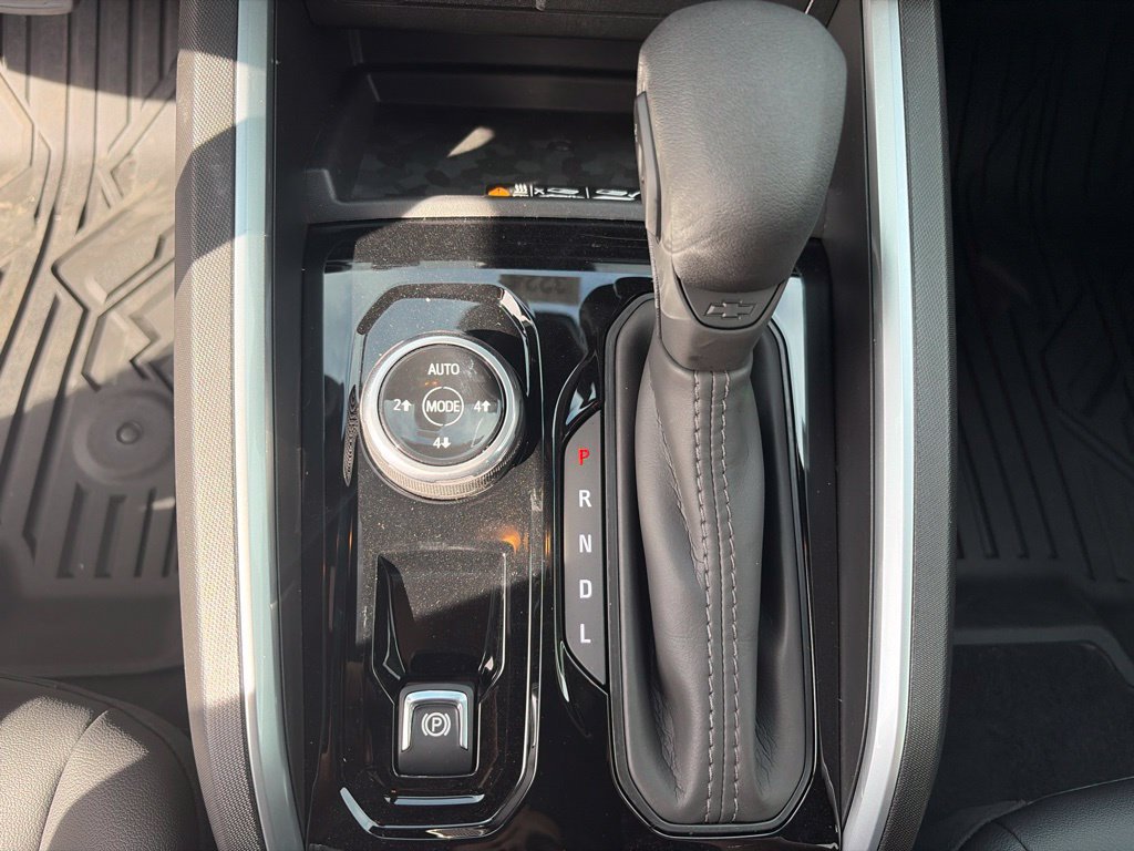 New 2026 Chevrolet Colorado Trail Boss AWD/4WD image 24