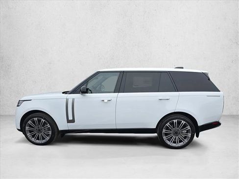 New 2026 Land Rover Range Rover Long Wheelbase SE image 8