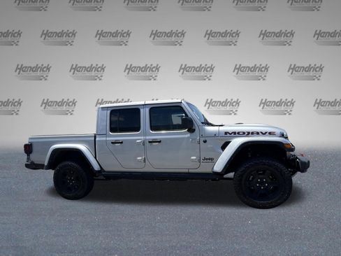 Used 2022 Jeep Gladiator Mojave w/ Trailer Tow Package AWD/4WD image 9