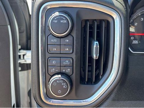 Used 2021 Chevrolet Silverado 1500 LT Trail Boss w/ Bed Protection Package AWD/4WD image 29