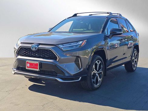 Used 2023 Toyota RAV4 XSE image 7