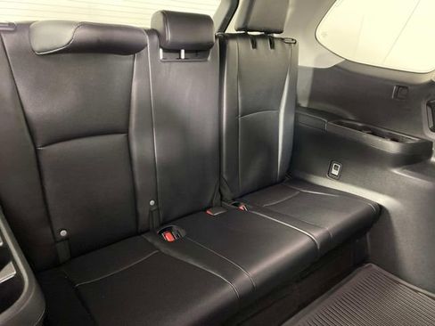 Used 2024 Toyota Grand Highlander XLE image 12