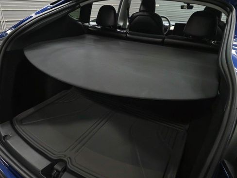 Used 2025 Tesla Model Y Long Range AWD/4WD image 38