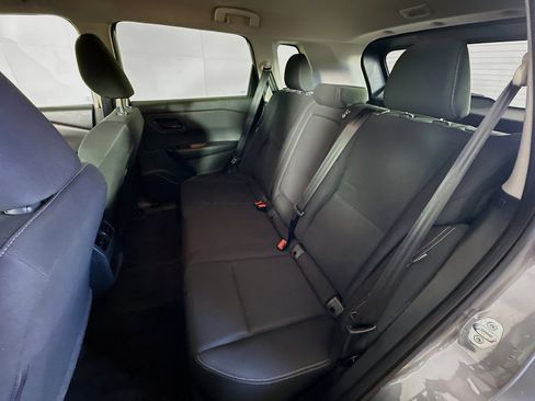 Used 2024 Nissan Rogue S image 26