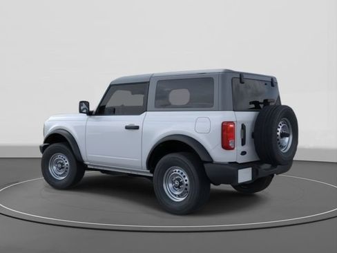 New 2025 Ford Bronco Base image 4