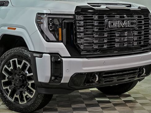 New 2026 GMC Sierra 2500 Denali Ultimate AWD/4WD image 2