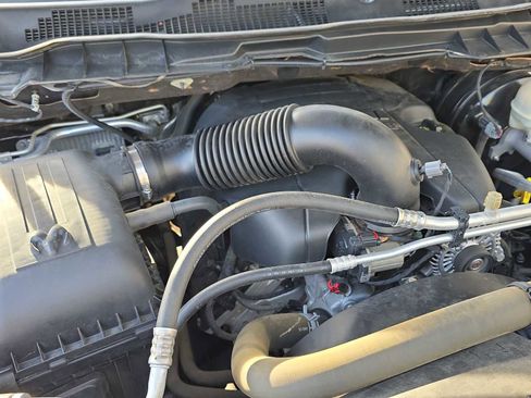 Used 2016 RAM 1500 Laramie w/ Convenience Group image 13