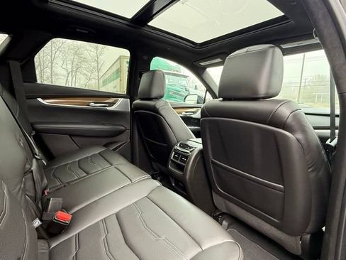 Used 2023 Cadillac XT5 Premium Luxury w/ Platinum Package AWD/4WD image 16