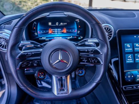 Used 2022 Mercedes-Benz SL 55 AMG 4MATIC image 5