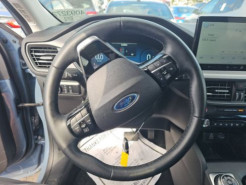 Used 2024 Ford Escape Platinum image 11