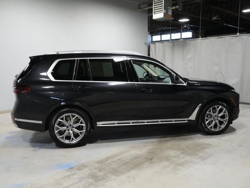 Used 2023 BMW X7 xDrive40i w/ Premium Package AWD/4WD image 21