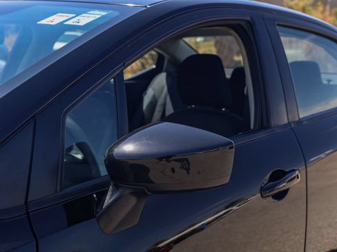 Used 2024 Nissan Versa SV FWD image 12