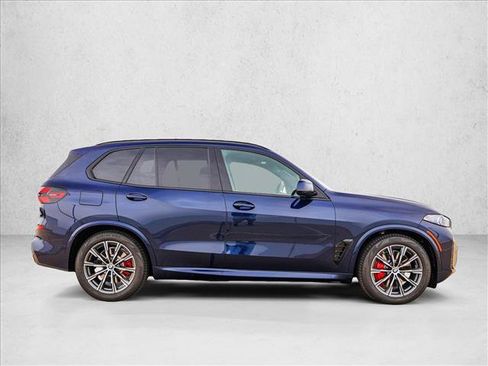 New 2026 BMW X5 xDrive50e w/ M Sport Package AWD/4WD image 4