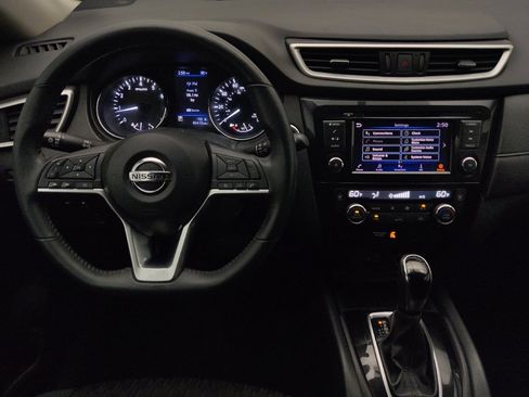 Used 2018 Nissan Rogue SV AWD/4WD image 22
